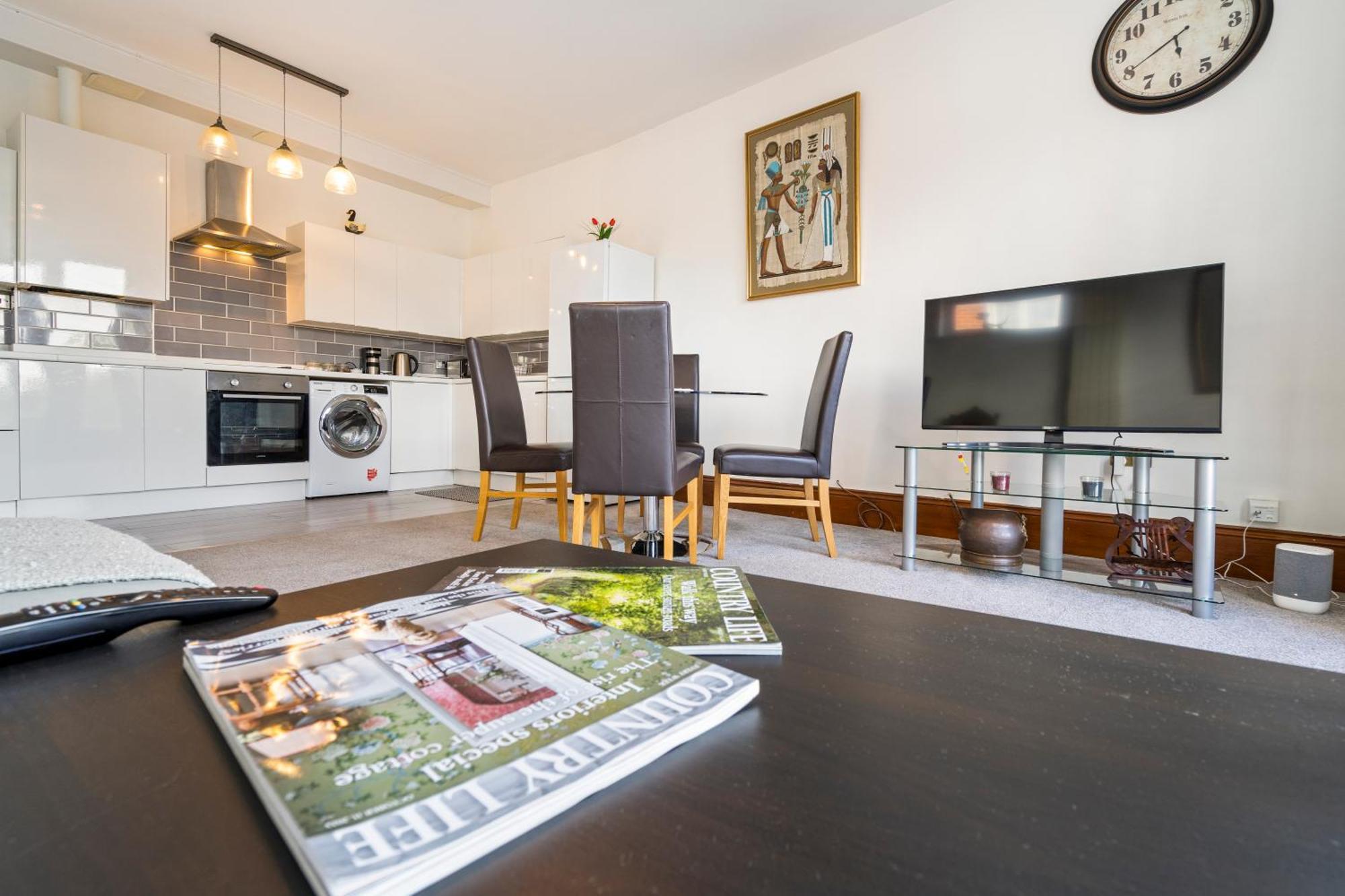 Modern 2 Bedroom Apartment In Mitcham, London Luaran gambar