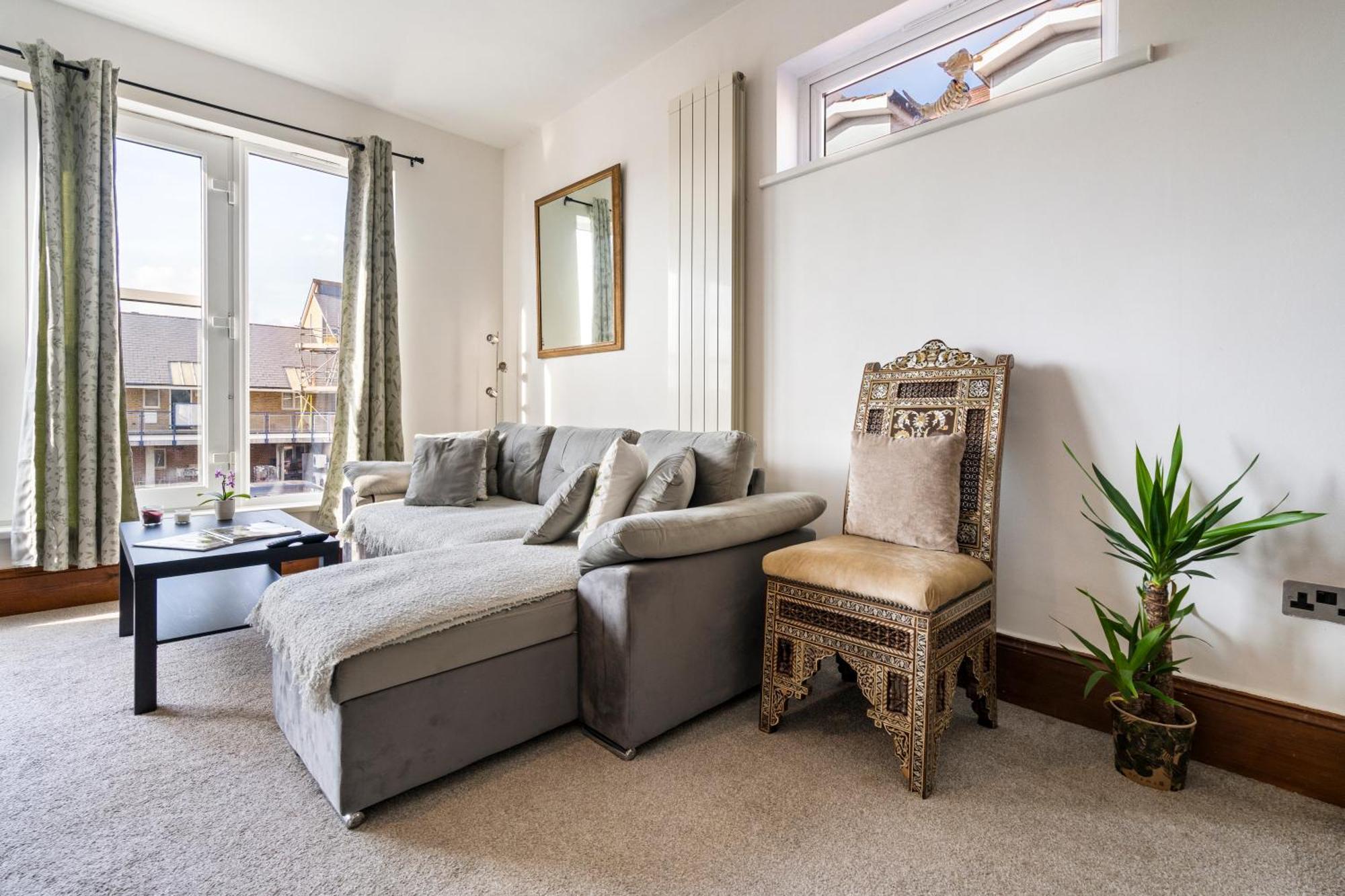 Modern 2 Bedroom Apartment In Mitcham, London Luaran gambar